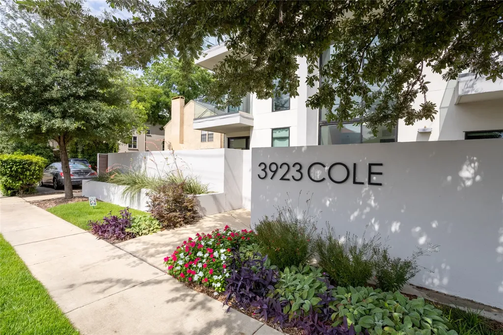 3923 Cole Avenue Dallas TX 75204
