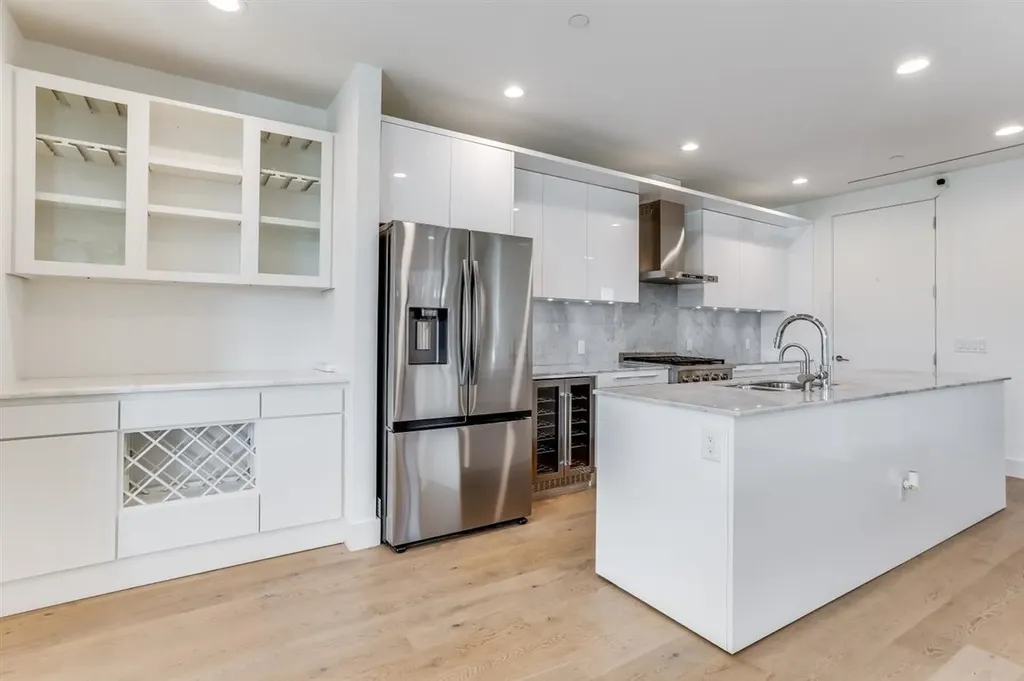 3923 Cole Avenue Dallas TX 75204