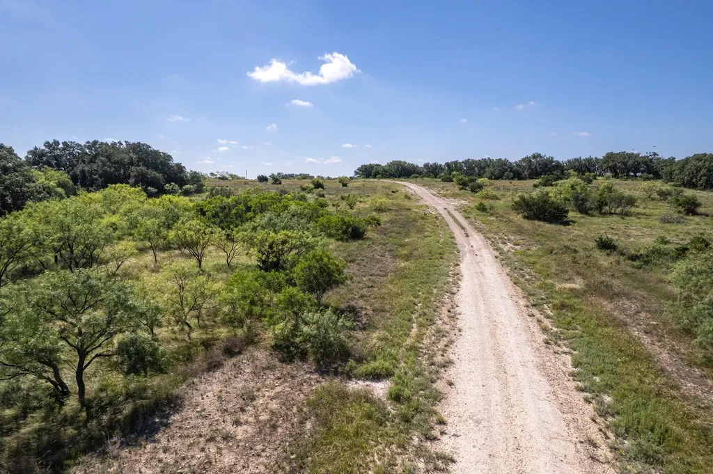 1570 Fm 2805 Talpa TX 76882