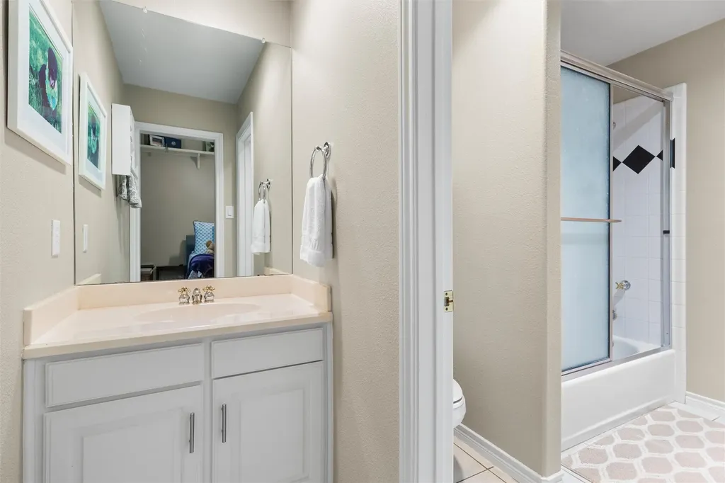 1718 Wanda Way Arlington TX 76001