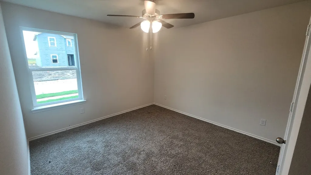 1204 Breezy Oak Drive Nevada TX 75173