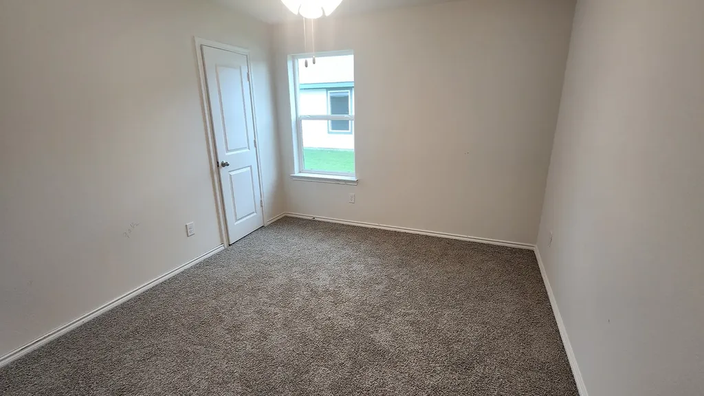 1204 Breezy Oak Drive Nevada TX 75173