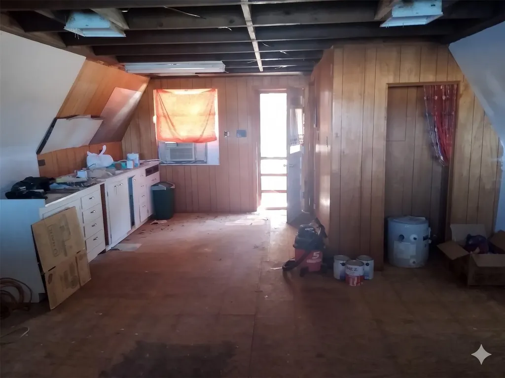 21000 W Lakeshore Drive Spicewood TX 78669