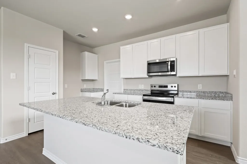 3128 Manchester Drive Cleburne TX 76031