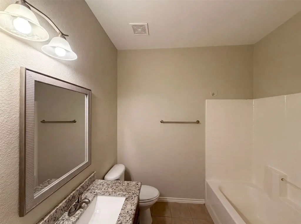 1205 Kachina Lane Fort Worth TX 76052