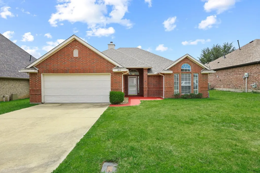 4810 Hilre Lane Sherman TX 75092