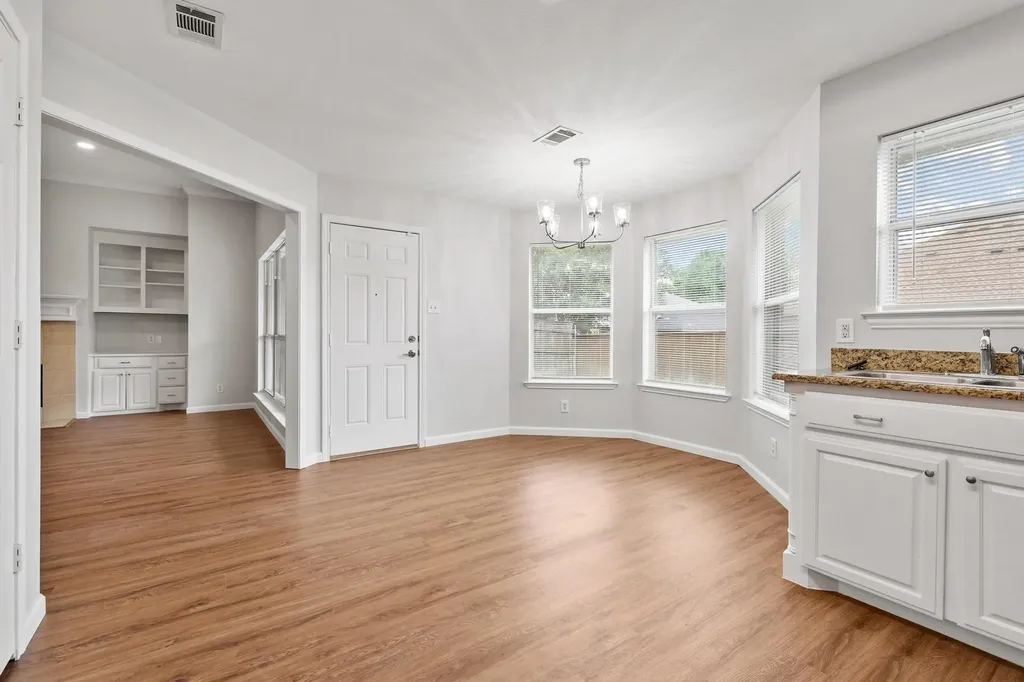 4810 Hilre Lane Sherman TX 75092