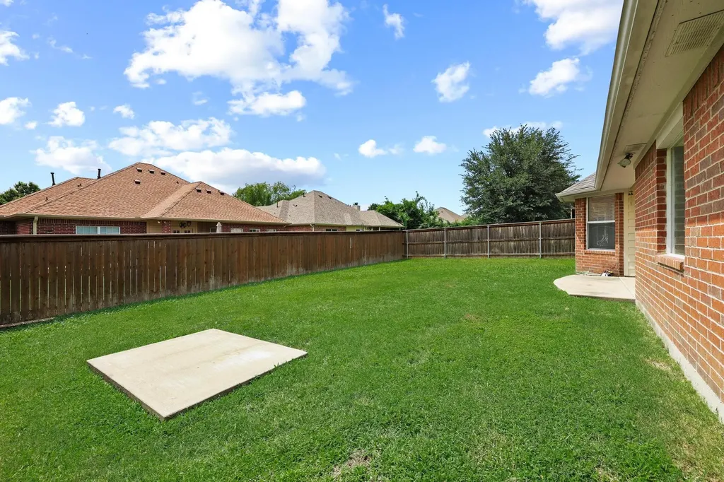 4810 Hilre Lane Sherman TX 75092