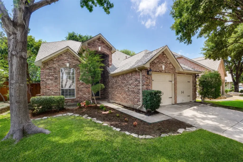 2905 Furlong Drive W Flower Mound TX 75022