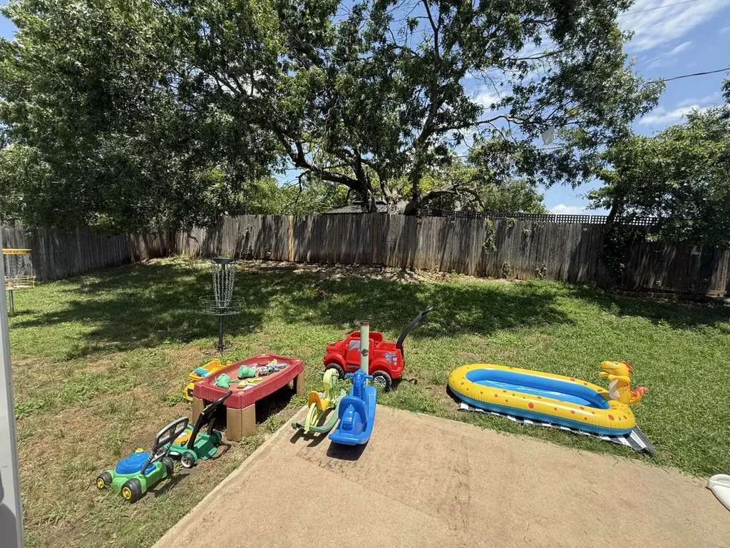 4017 Devonaire Drive Fort Worth TX 76008