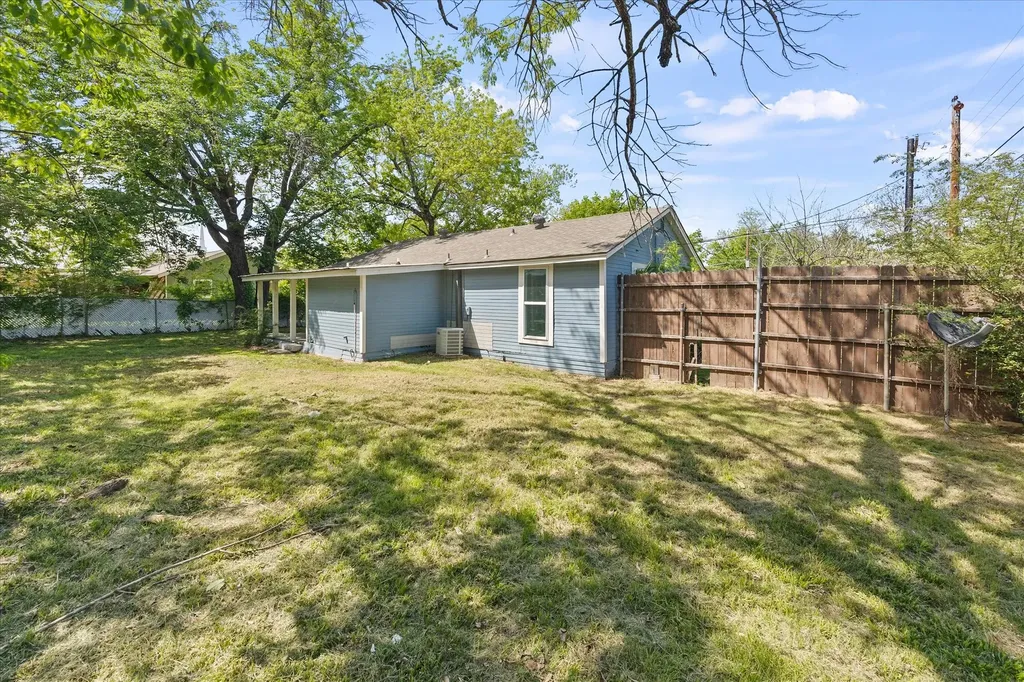 4203 Cordell Street Greenville TX 75401