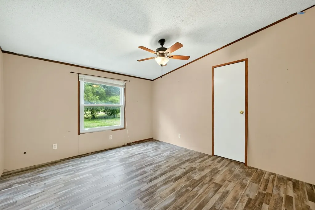 929 W Sterrett Road Waxahachie TX 75167