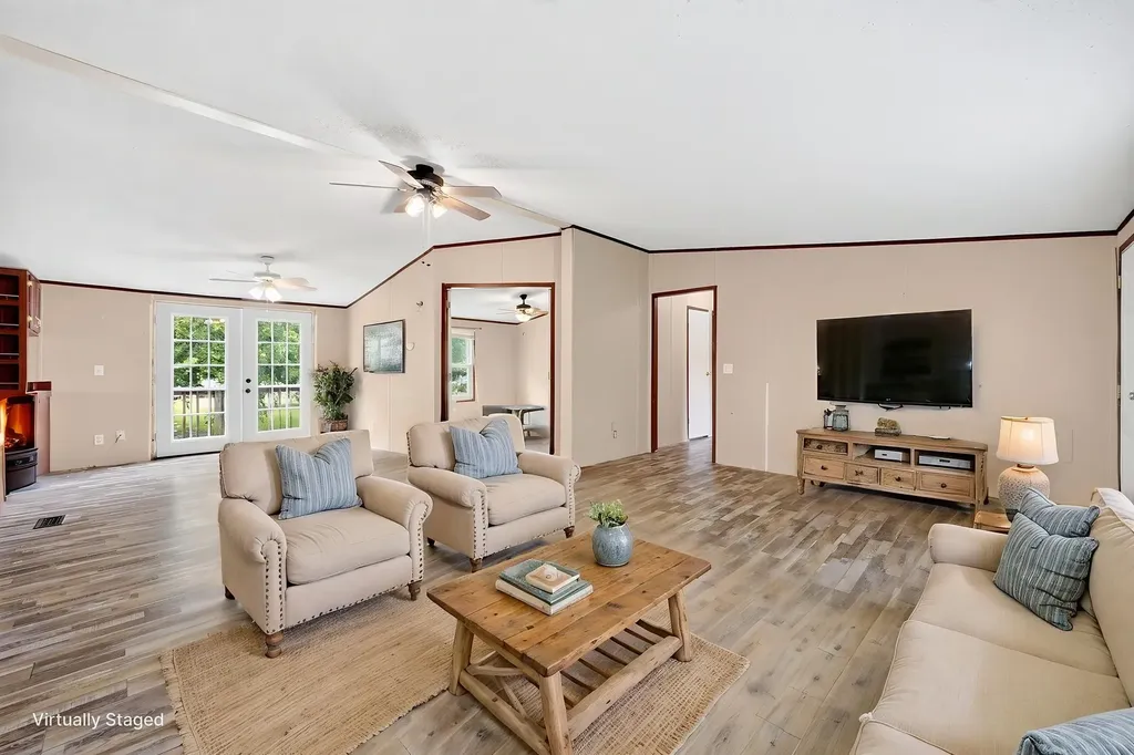 929 W Sterrett Road Waxahachie TX 75167