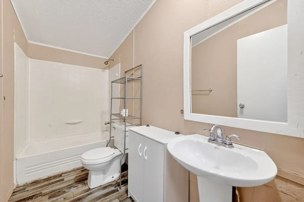 929 W Sterrett Road Waxahachie TX 75167