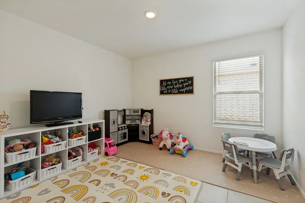 1376 Beach Drive Pelican Bay TX 76020