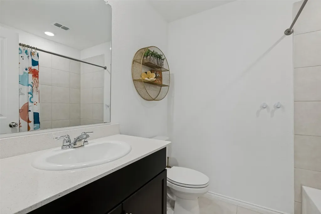 1376 Beach Drive Pelican Bay TX 76020