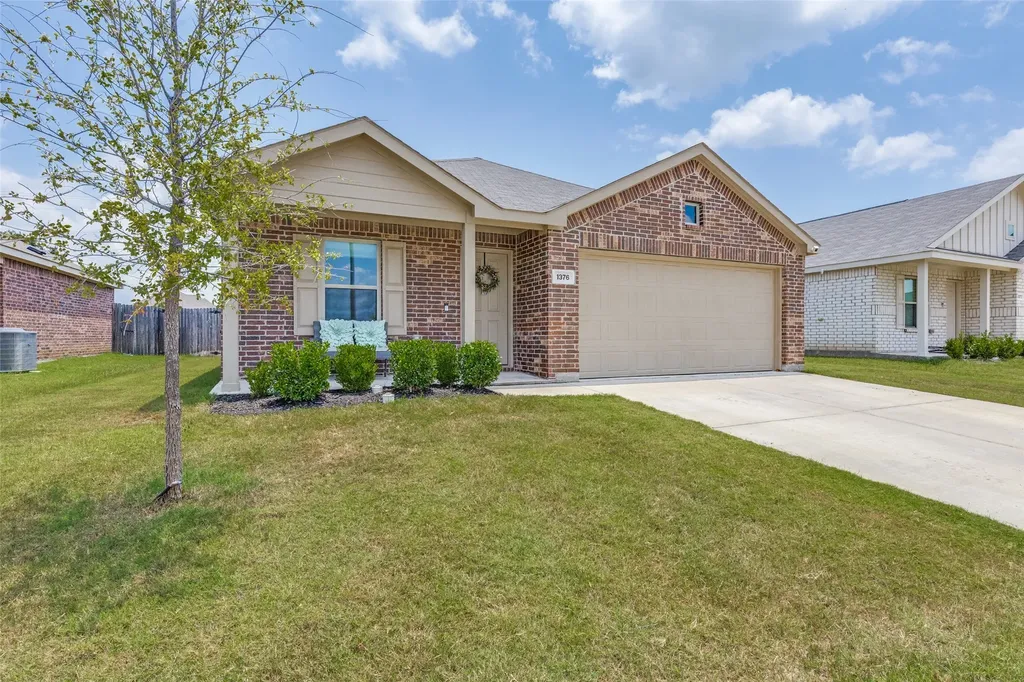 1376 Beach Drive Pelican Bay TX 76020