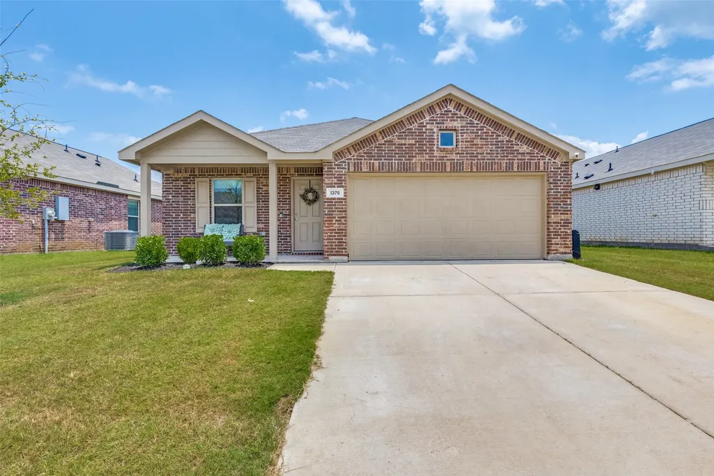 1376 Beach Drive Pelican Bay TX 76020