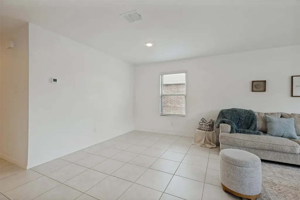 1376 Beach Drive Pelican Bay TX 76020