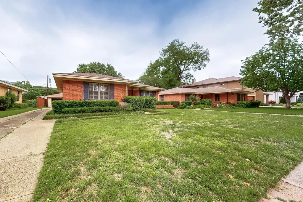 7305 Lehigh Drive Dallas TX 75214