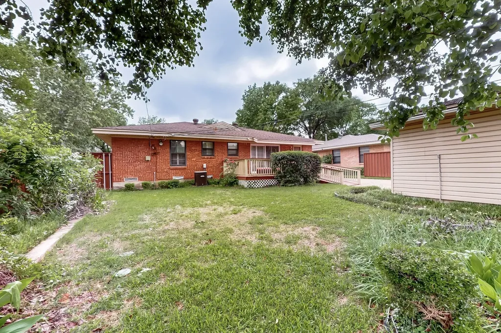 7305 Lehigh Drive Dallas TX 75214