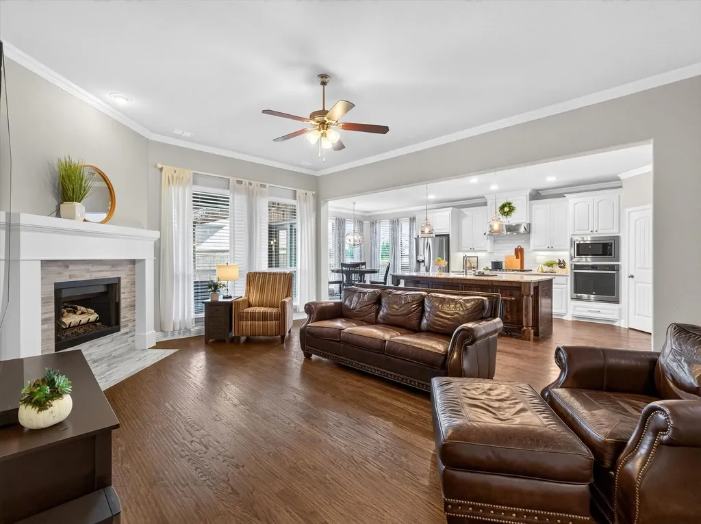 3713 Wildridge Boulevard Oak Point TX 75068