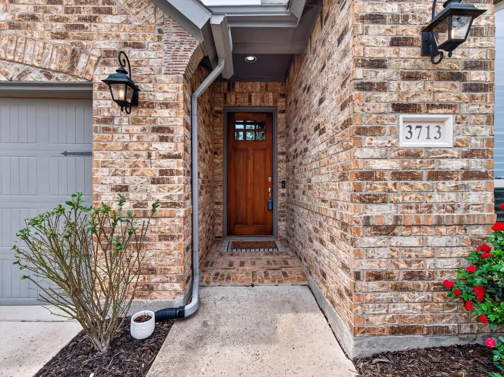 3713 Wildridge Boulevard Oak Point TX 75068