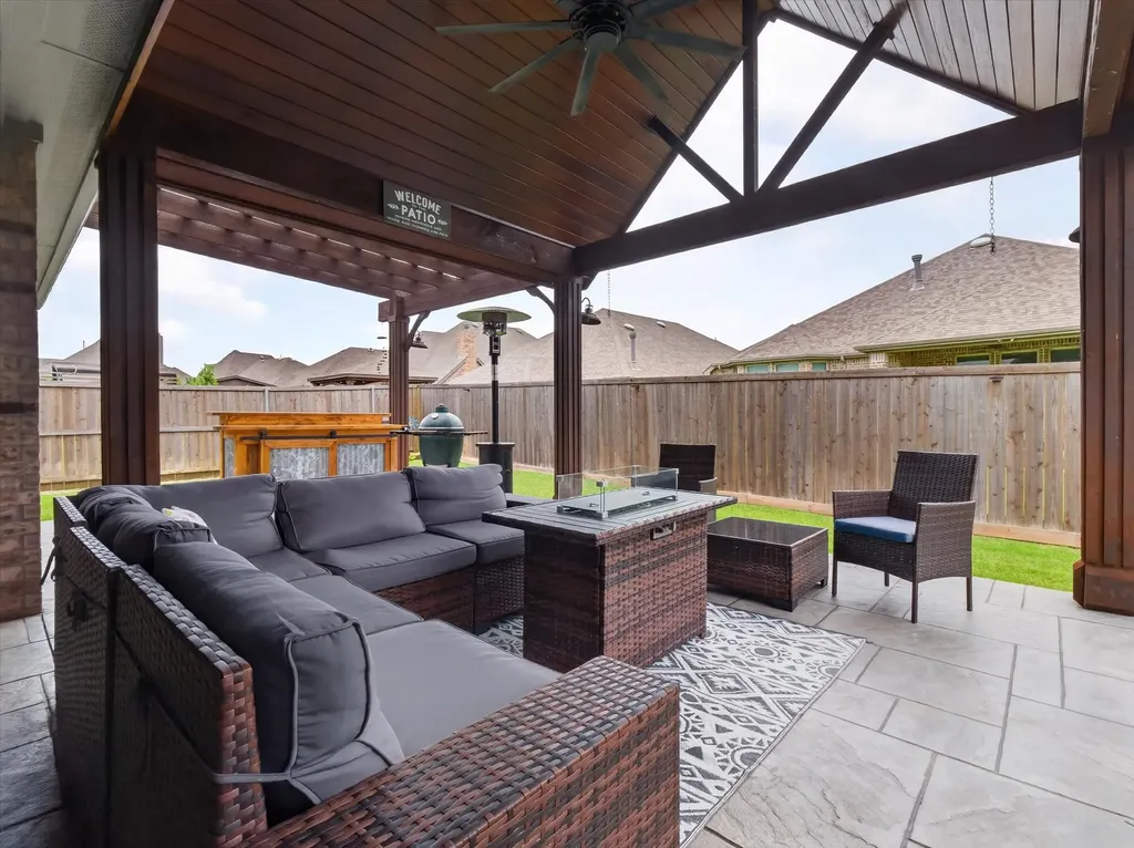3713 Wildridge Boulevard Oak Point TX 75068