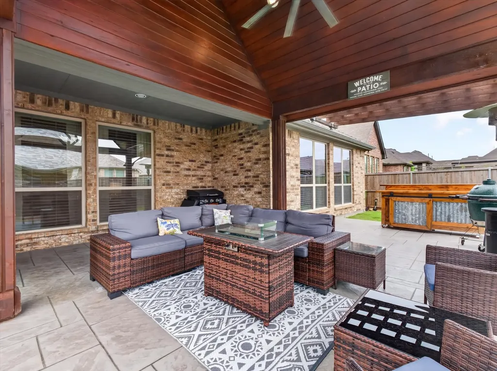 3713 Wildridge Boulevard Oak Point TX 75068