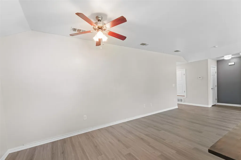 305 Ashwood Street Azle TX 76020