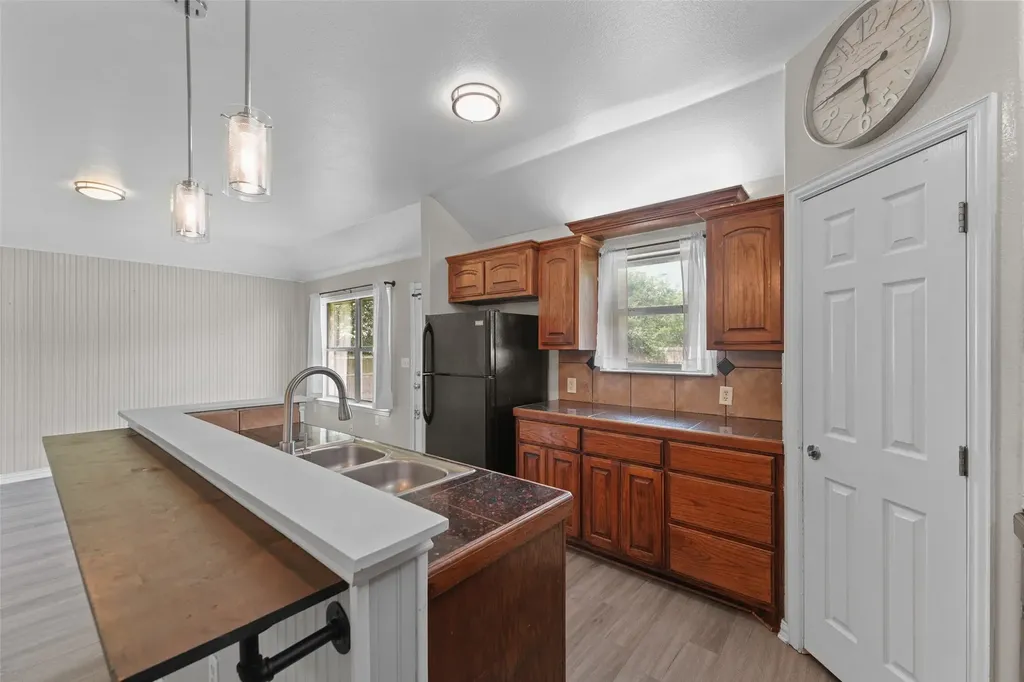 305 Ashwood Street Azle TX 76020