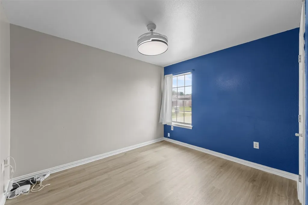305 Ashwood Street Azle TX 76020