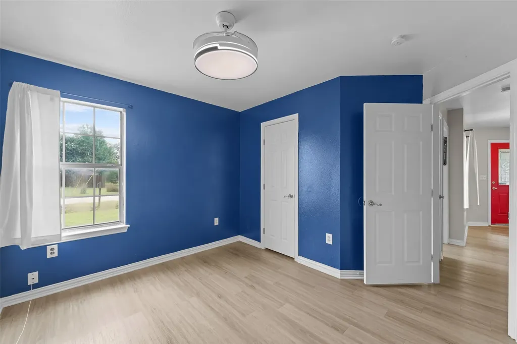 305 Ashwood Street Azle TX 76020