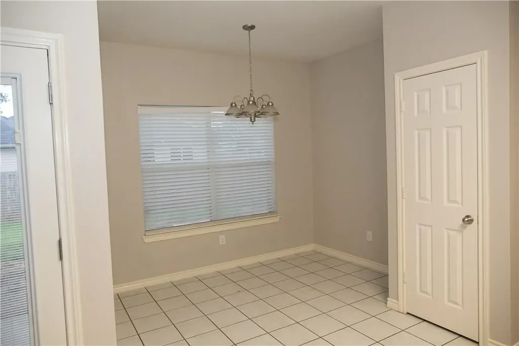 2410 South Forest Hill Corinth TX 76210