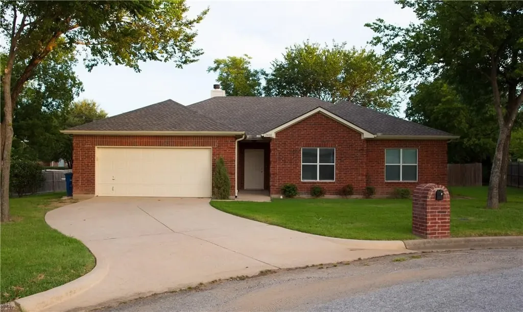 2410 South Forest Hill Corinth TX 76210