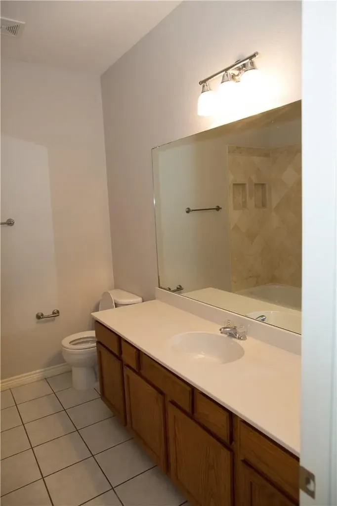 2410 South Forest Hill Corinth TX 76210