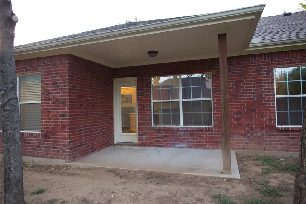2410 South Forest Hill Corinth TX 76210