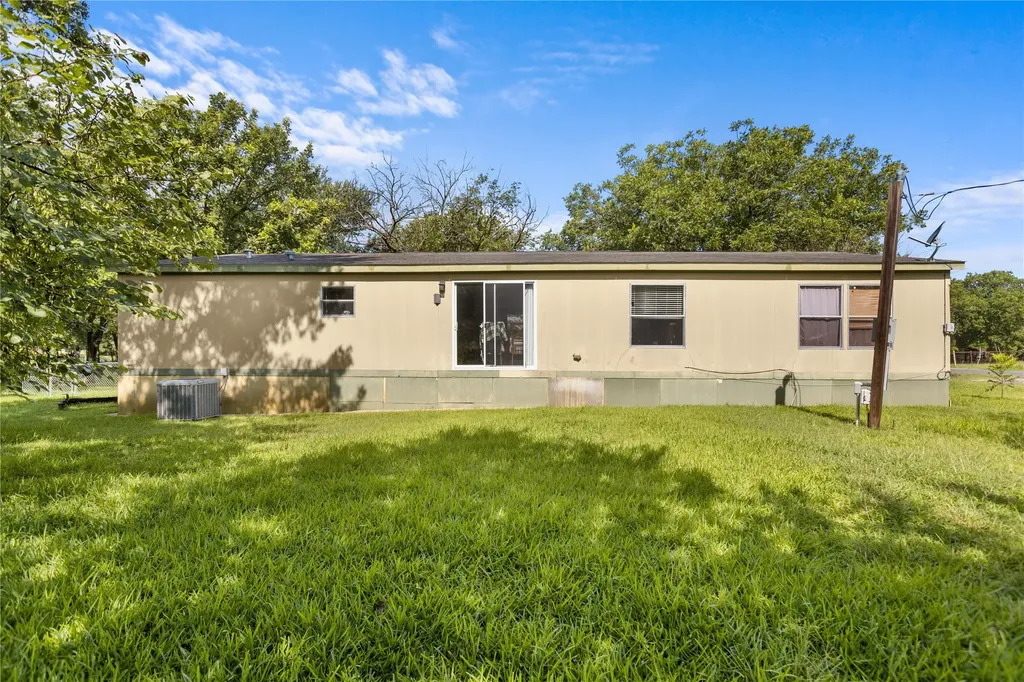 830 Pearce Drive Pottsboro TX 75076