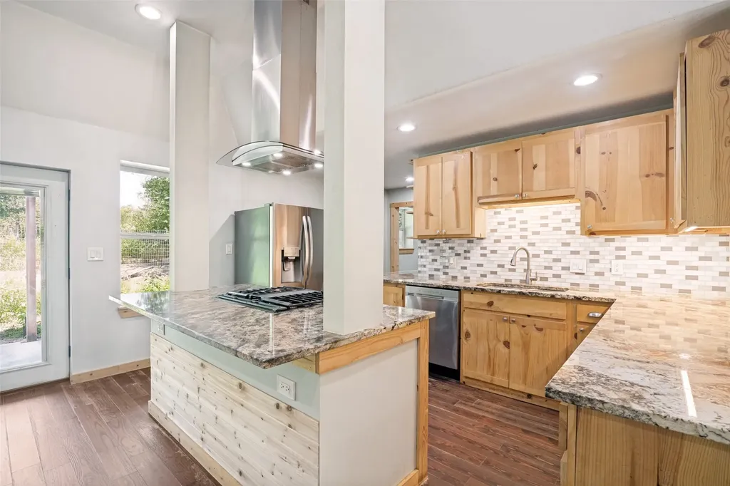 16051 County Road 341 Terrell TX 75161