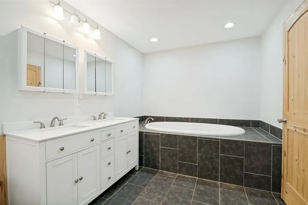 16051 County Road 341 Terrell TX 75161
