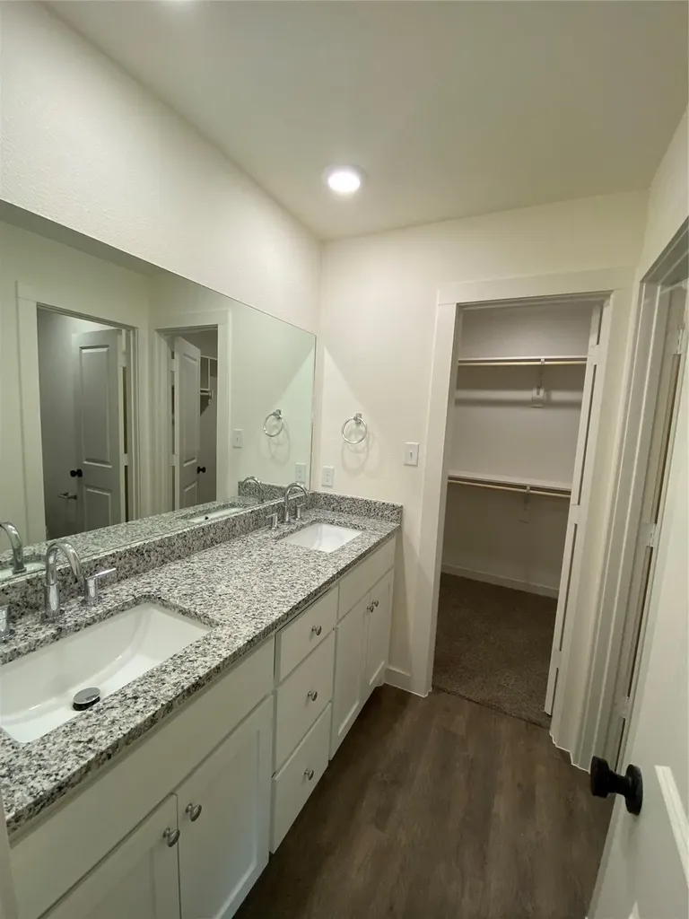 610 E Texas Street Denison TX 75021