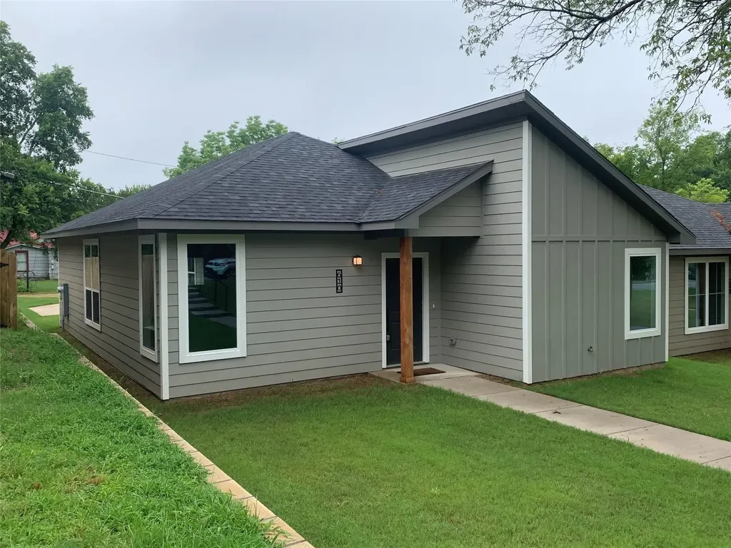 610 E Texas Street Denison TX 75021