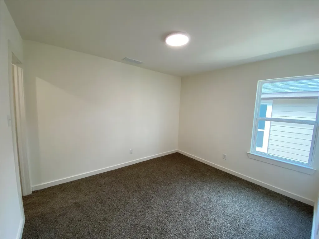 610 E Texas Street Denison TX 75021