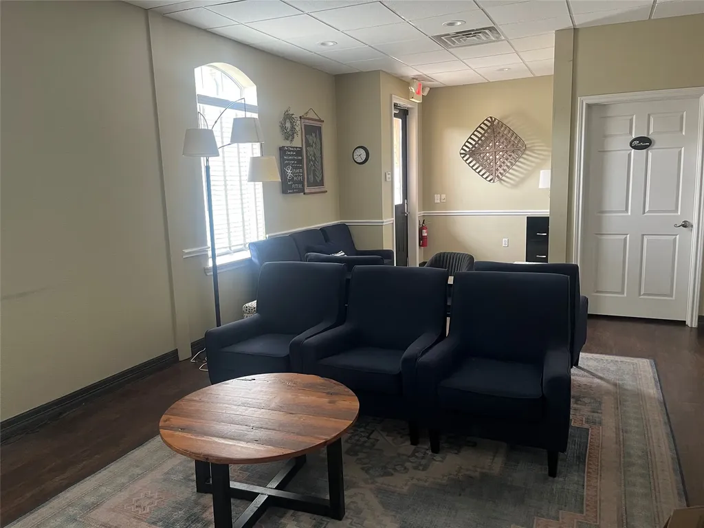 1404 Rice Road Tyler TX 75703