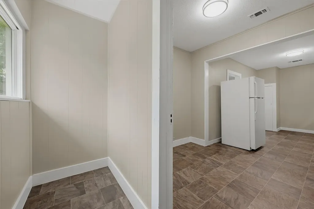 408 S Tone Avenue Denison TX 75020