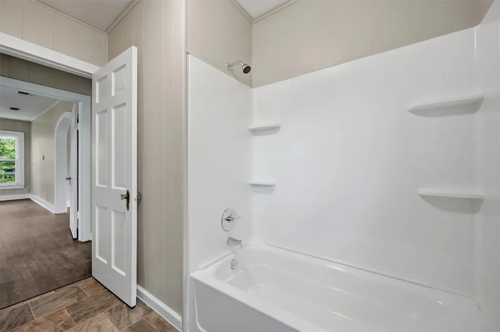 408 S Tone Avenue Denison TX 75020