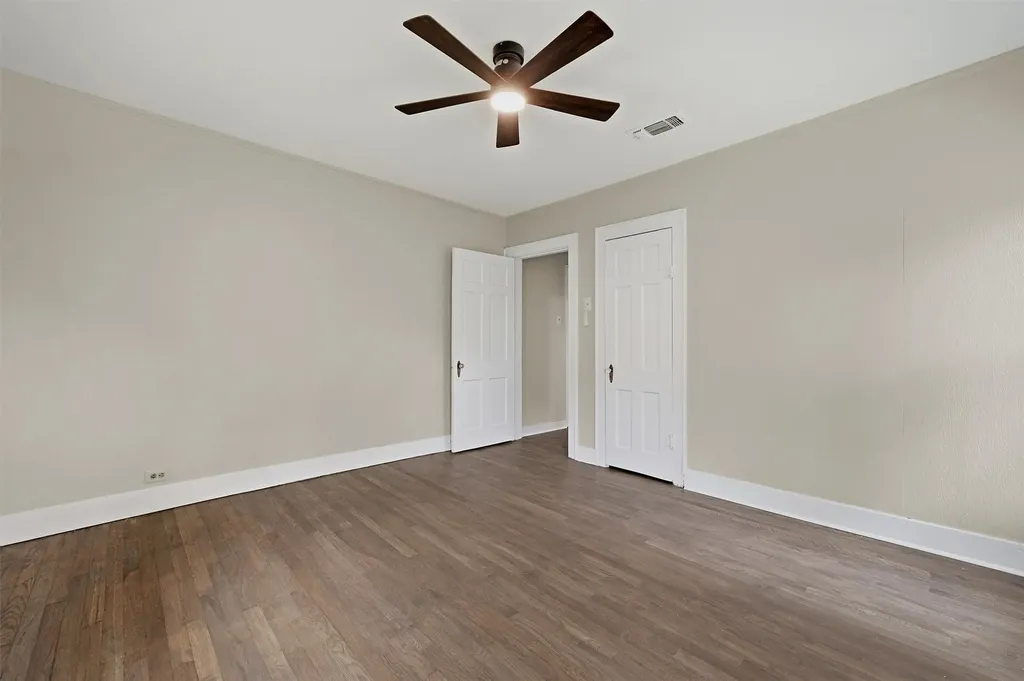 408 S Tone Avenue Denison TX 75020