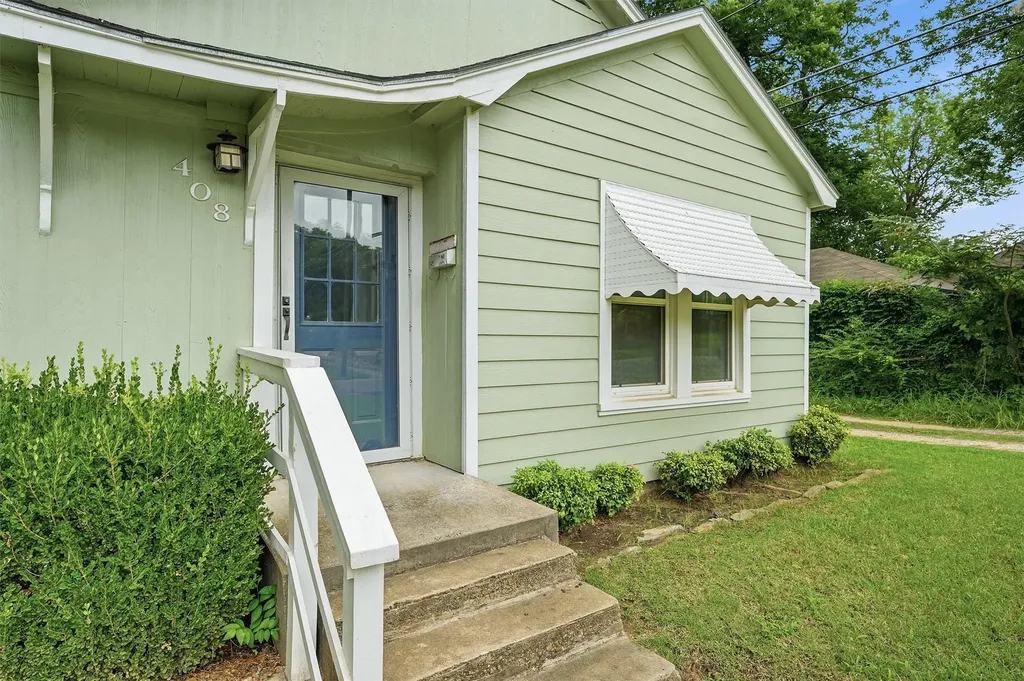 408 S Tone Avenue Denison TX 75020