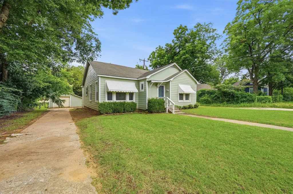 408 S Tone Avenue Denison TX 75020