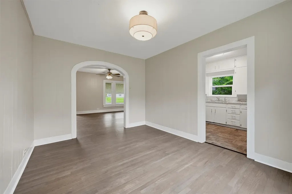 408 S Tone Avenue Denison TX 75020